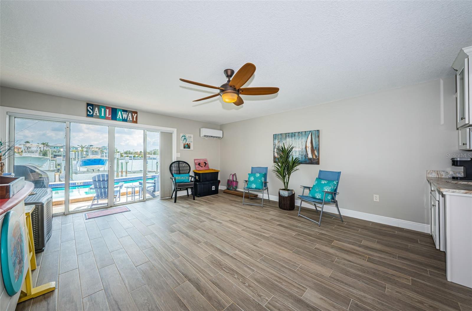 ADMIRALITY THE CONDO - Residential Lease