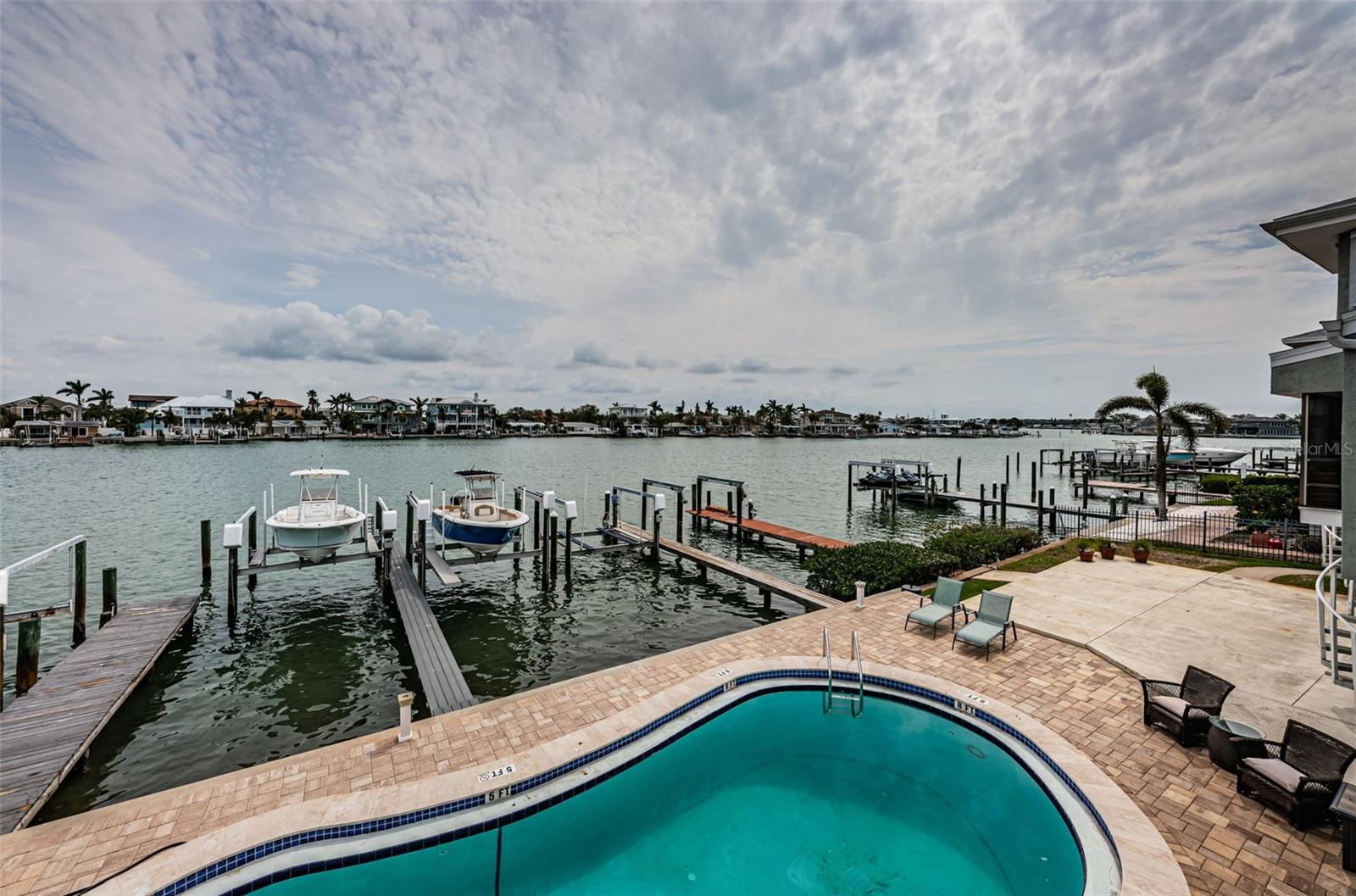 ADMIRALITY THE CONDO - Residential Lease