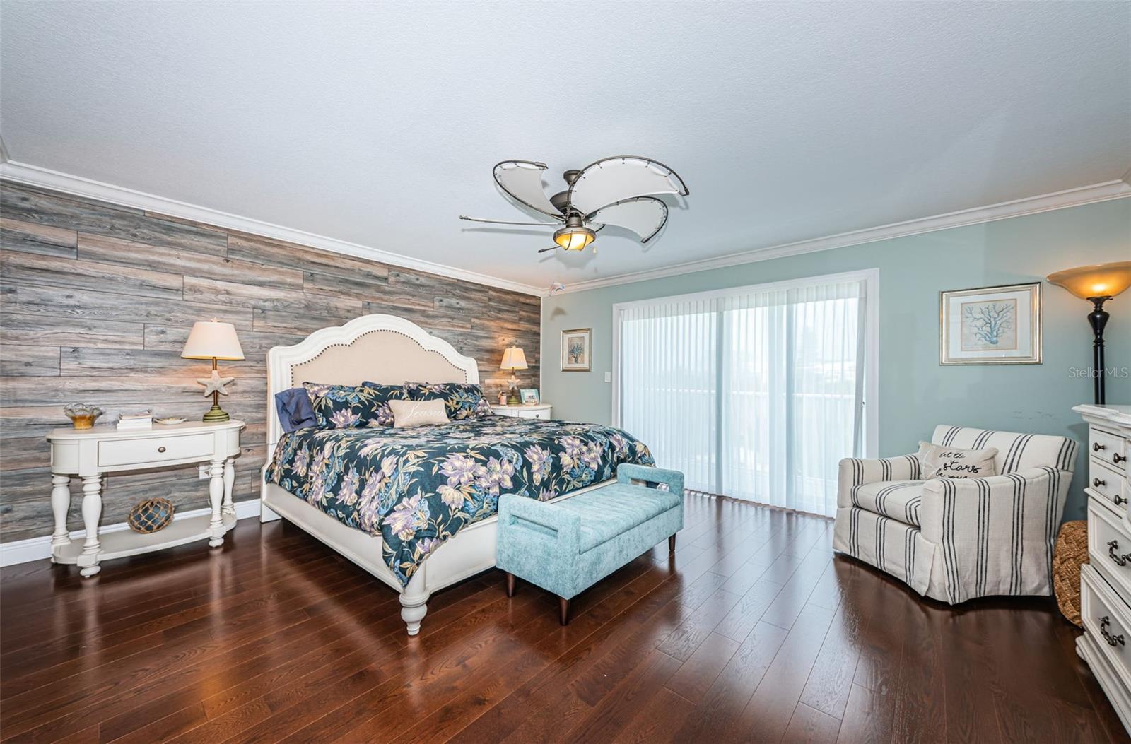 ADMIRALITY THE CONDO - Residential Lease