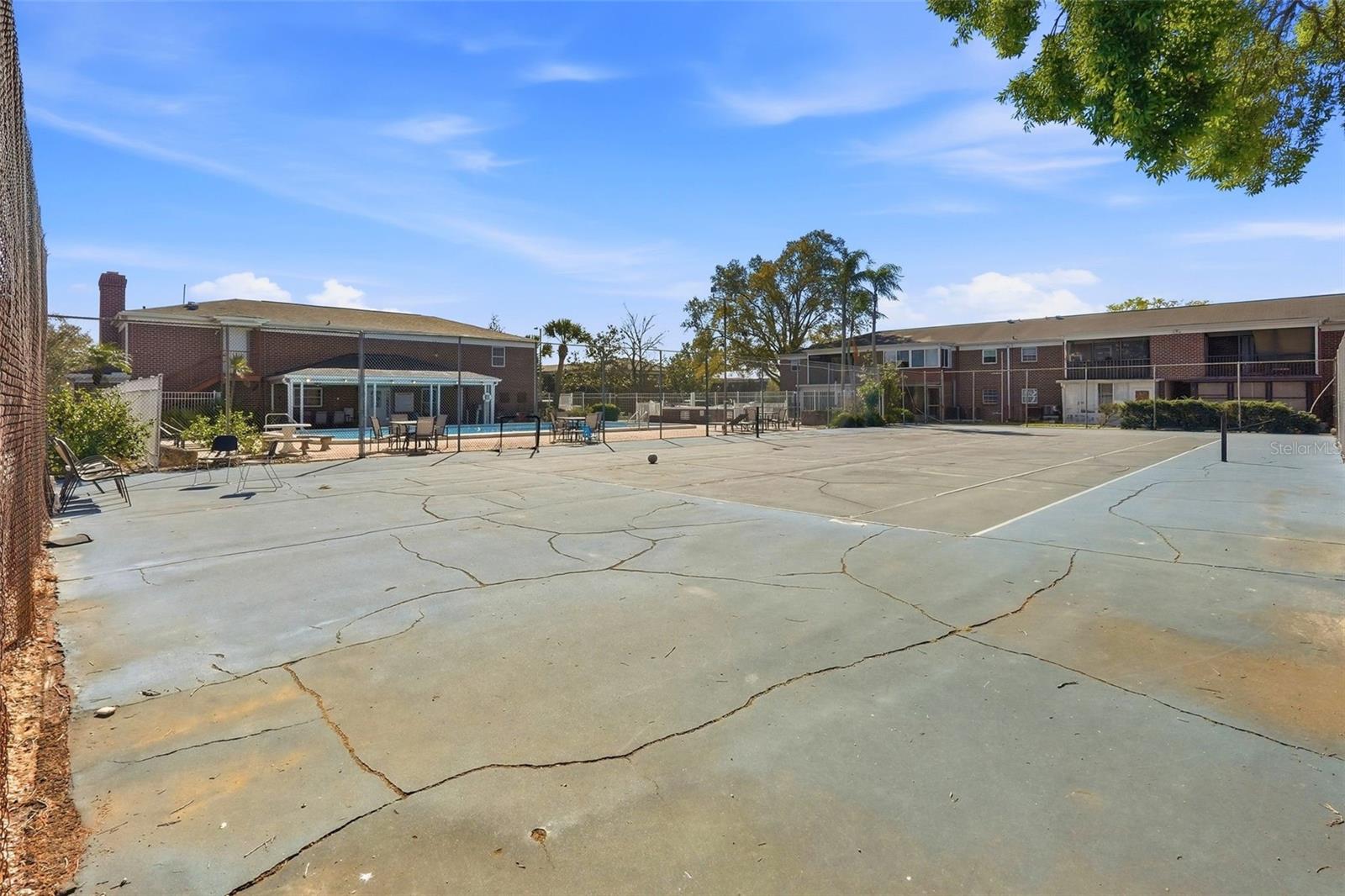 JAMESTOWN CONDO - Residential