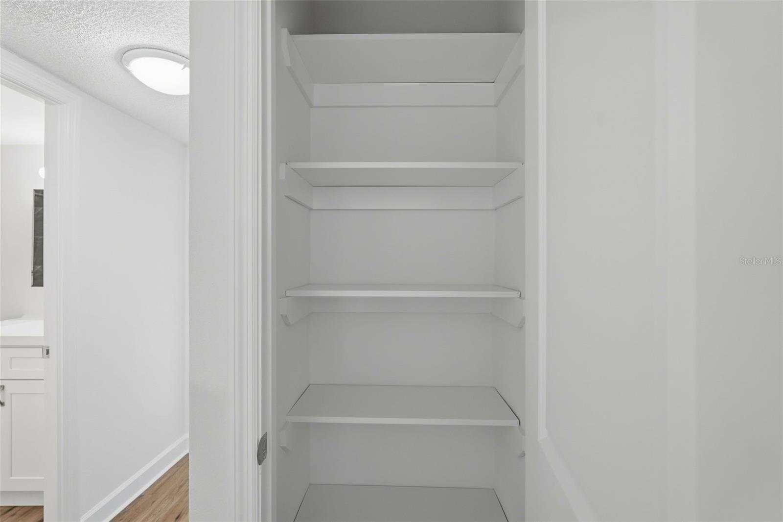 JAMESTOWN CONDO - Residential