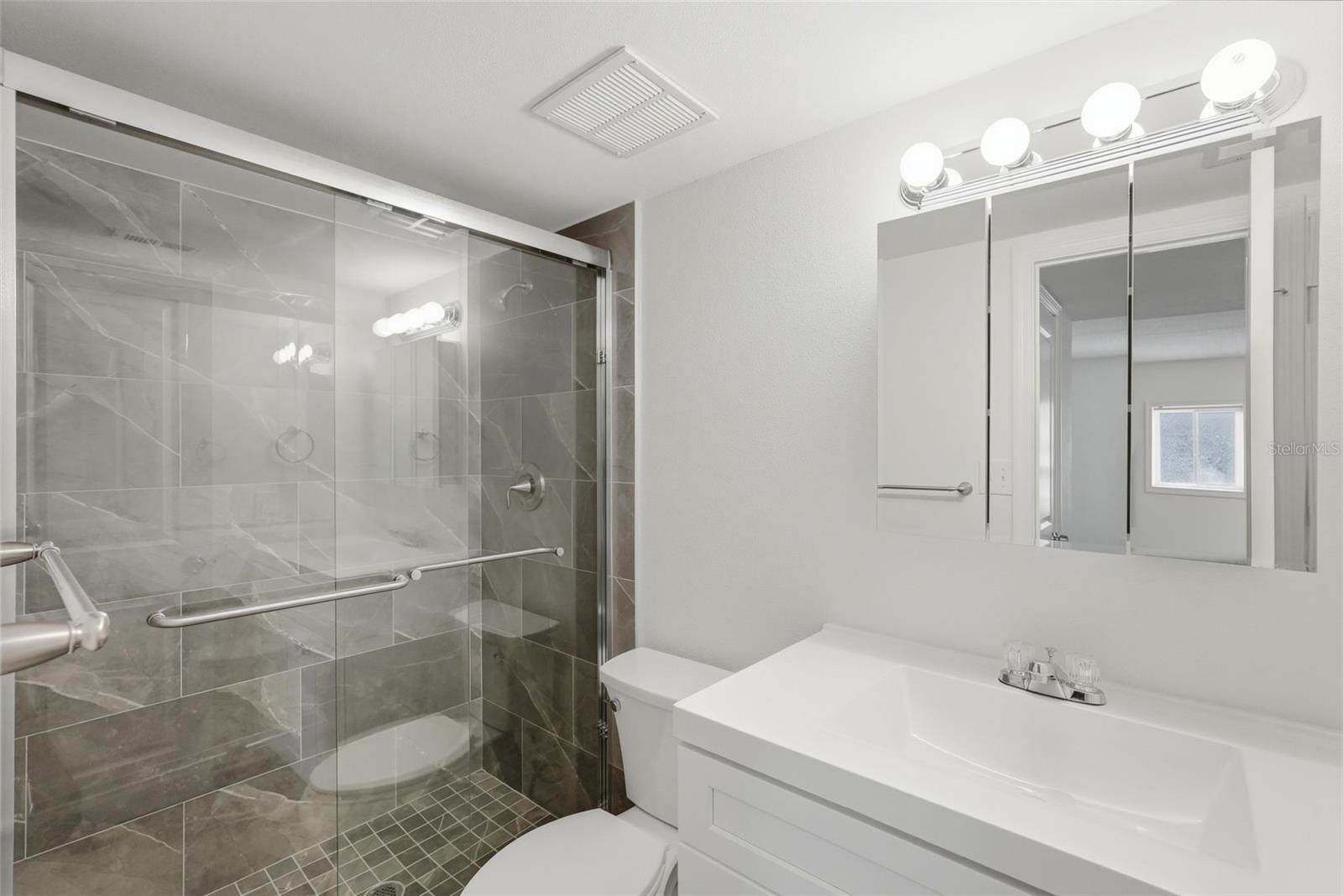 JAMESTOWN CONDO - Residential