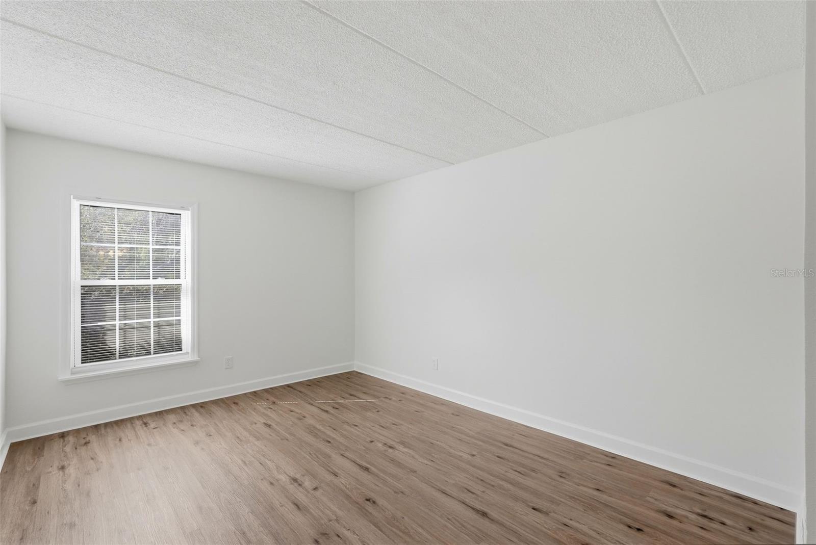 JAMESTOWN CONDO - Residential