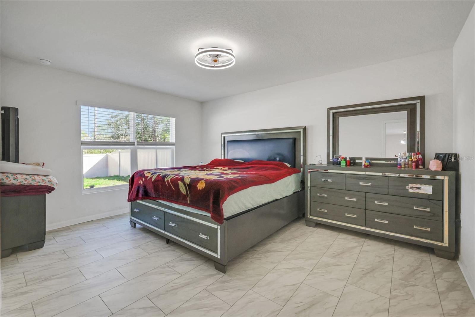 GREYSTONE HILLS - Residential