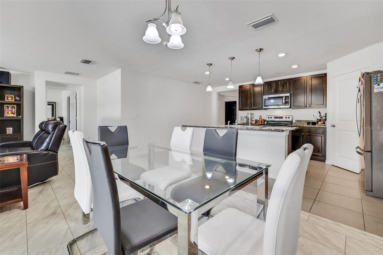 GREYSTONE HILLS - Residential