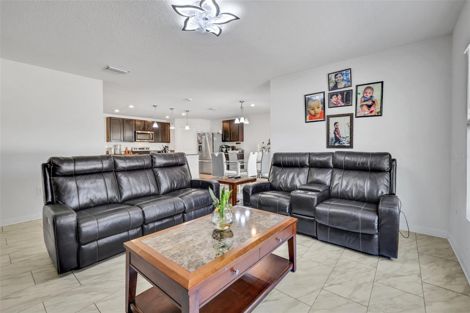 GREYSTONE HILLS - Residential