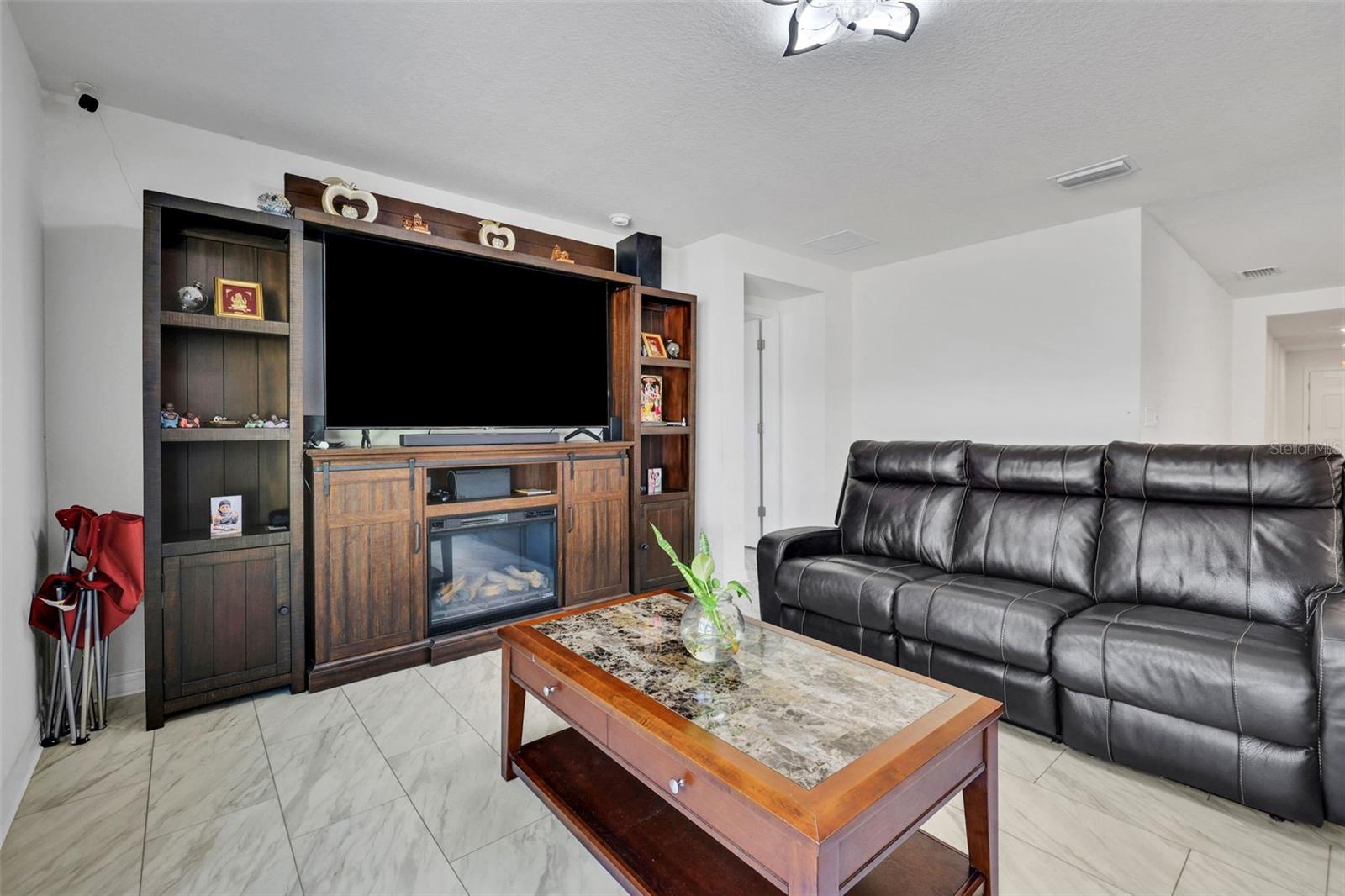 GREYSTONE HILLS - Residential