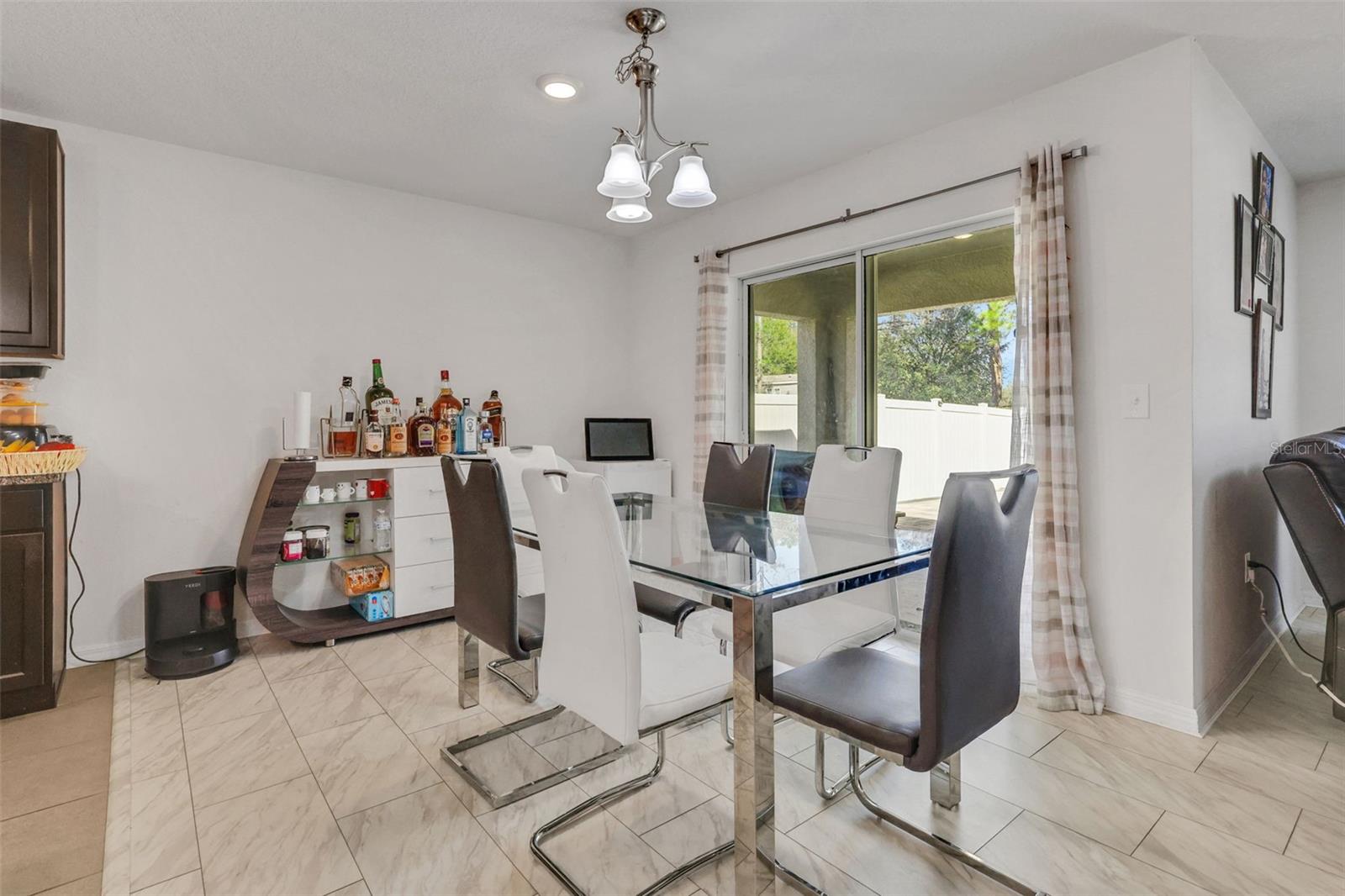 GREYSTONE HILLS - Residential