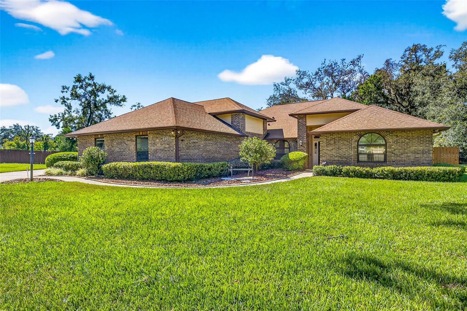 2401 NATURES COURT