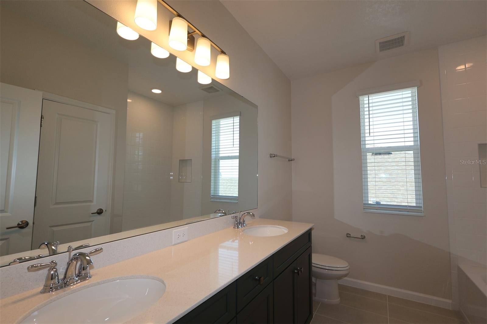 EMERSON POINTE - Residential