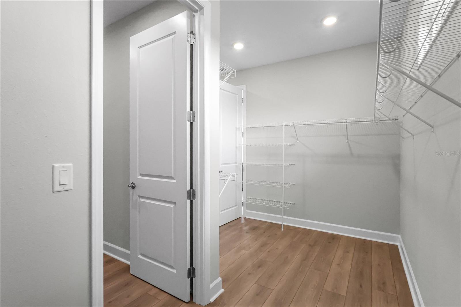 KH CW HAMMOCK OAKS LLC - Residential