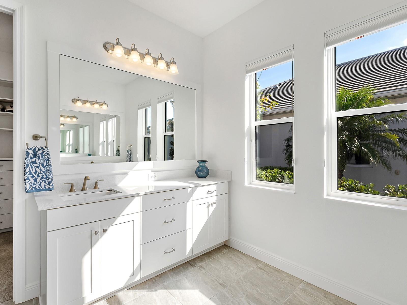 LAKEHOUSE COVE AT WATERSIDE - Residential