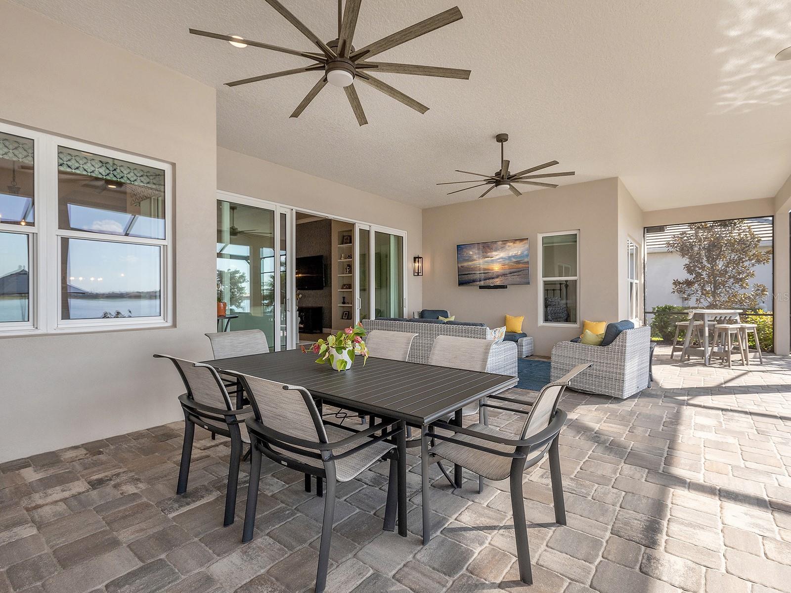 LAKEHOUSE COVE AT WATERSIDE - Residential