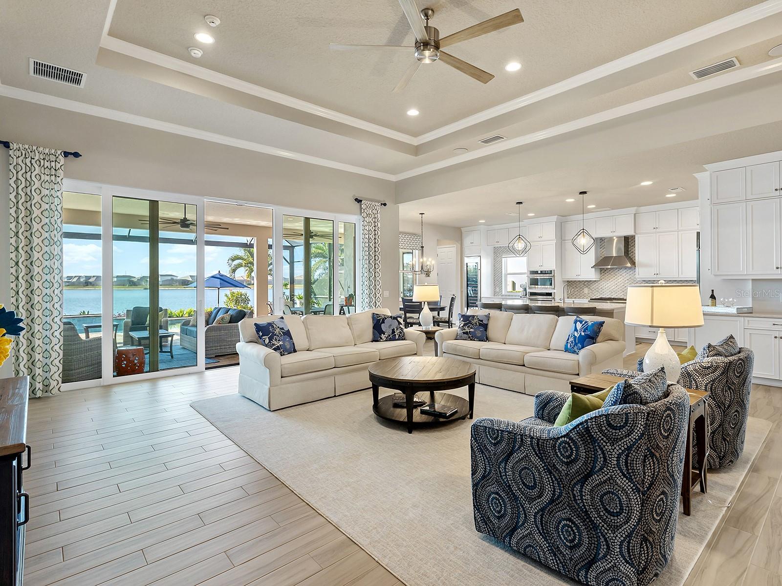 LAKEHOUSE COVE AT WATERSIDE - Residential