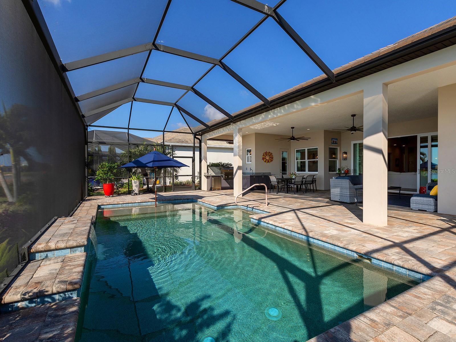 LAKEHOUSE COVE AT WATERSIDE - Residential