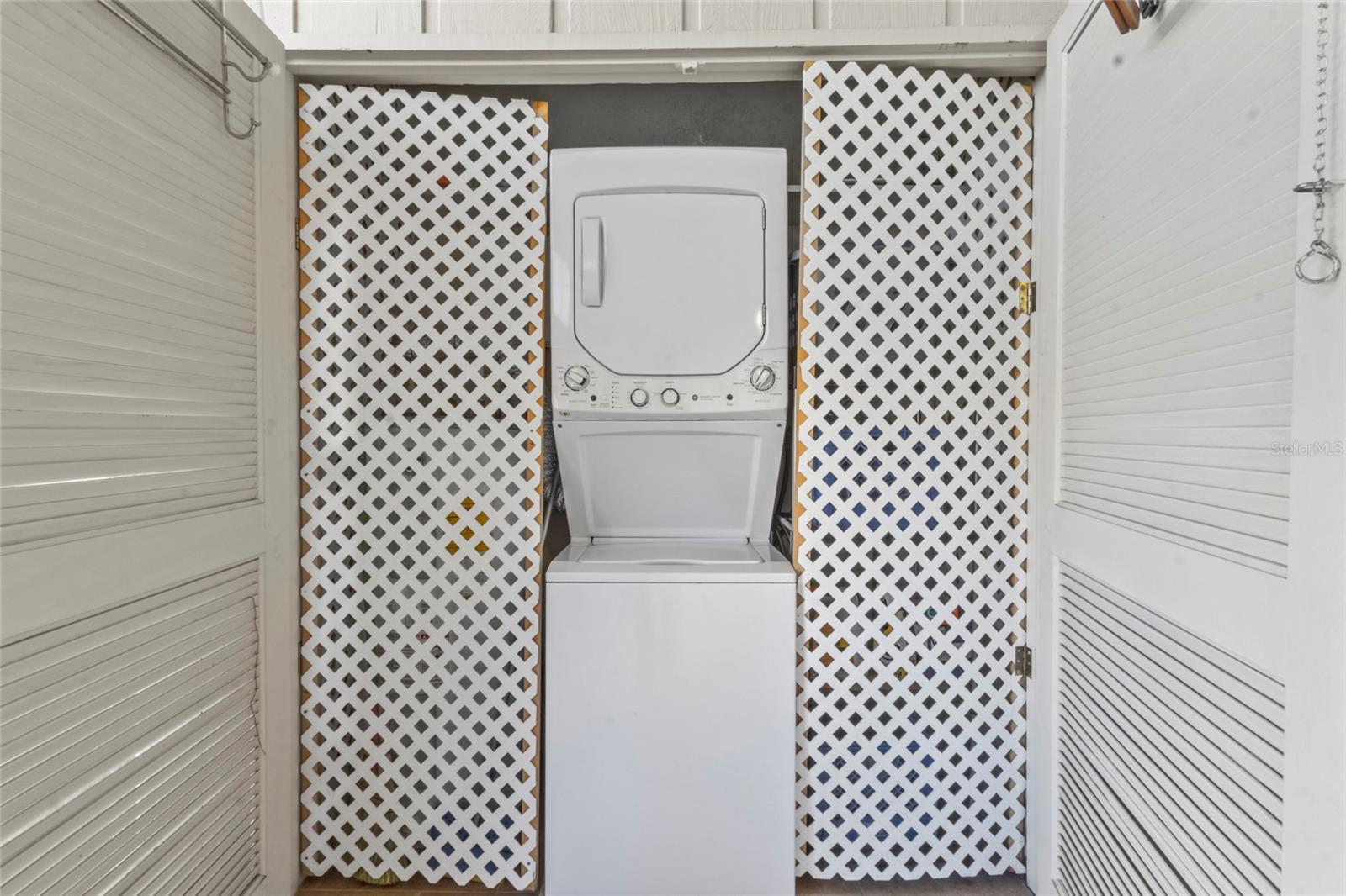 PALM-AIRE DESOTO LAKES COUNTRY CLUB 5 - Residential