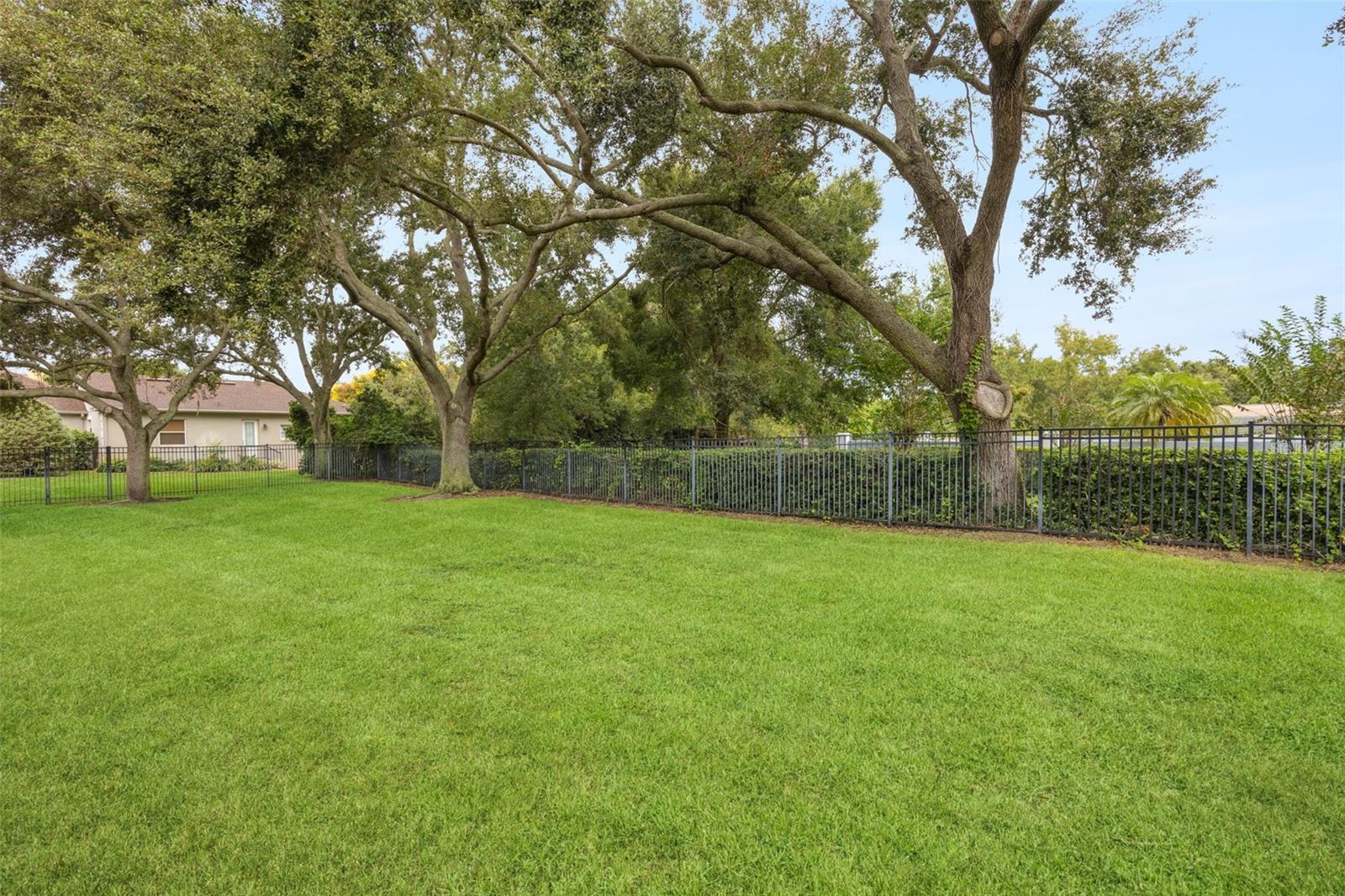 DEER ISLAND PH 02 - Residential