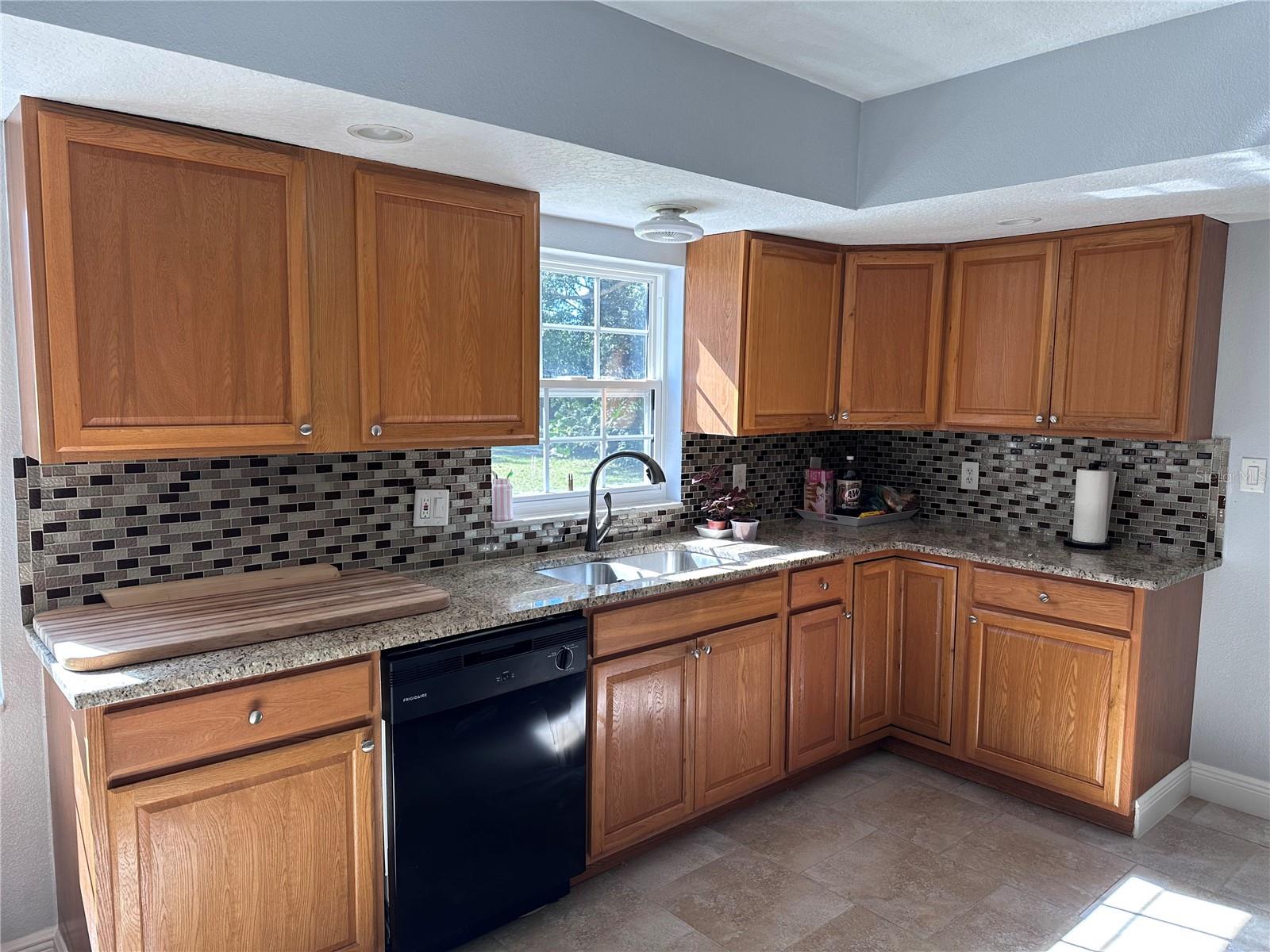 LAKE MAGGIORE ESTATES - Residential