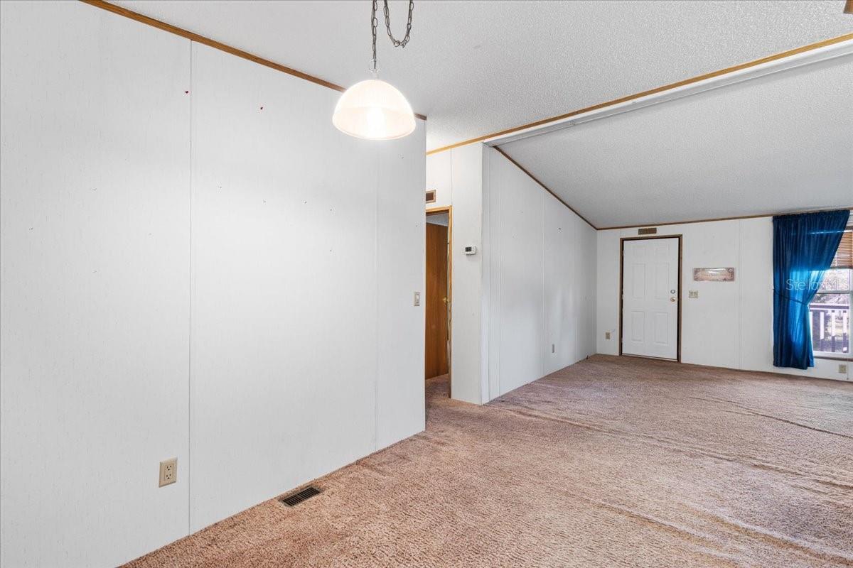 WILLISTON HIGHLANDS UN 7 - Residential