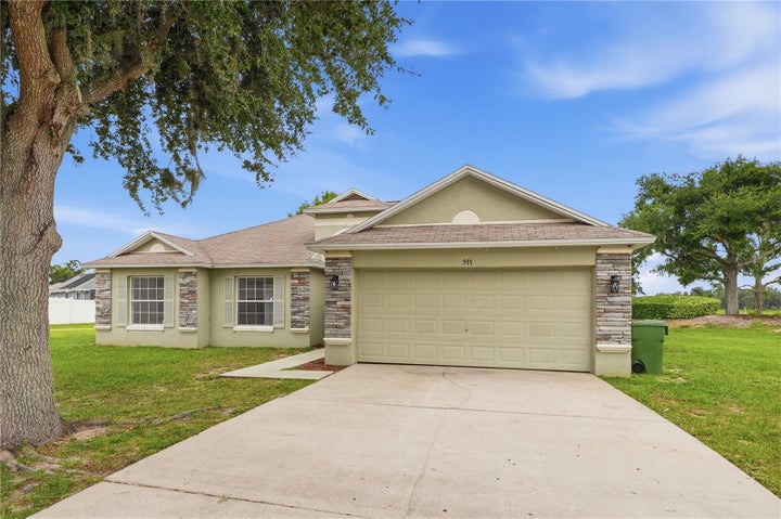 Photo 1 of 48 — 577 TERRANOVA CIRCLE, WINTER HAVEN, FL 33884