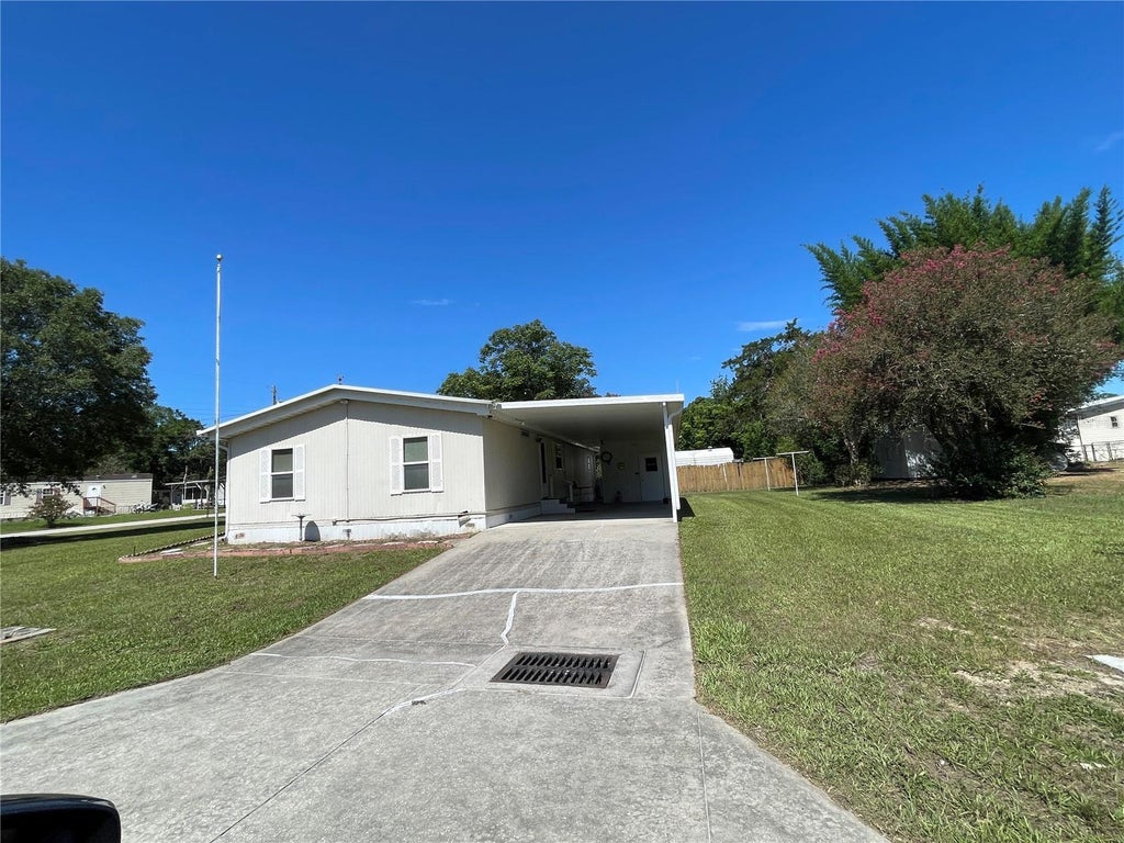 Photo of 9685 SE 162nd Place, Summerfield, FL 34491 (MLS # G5117835)