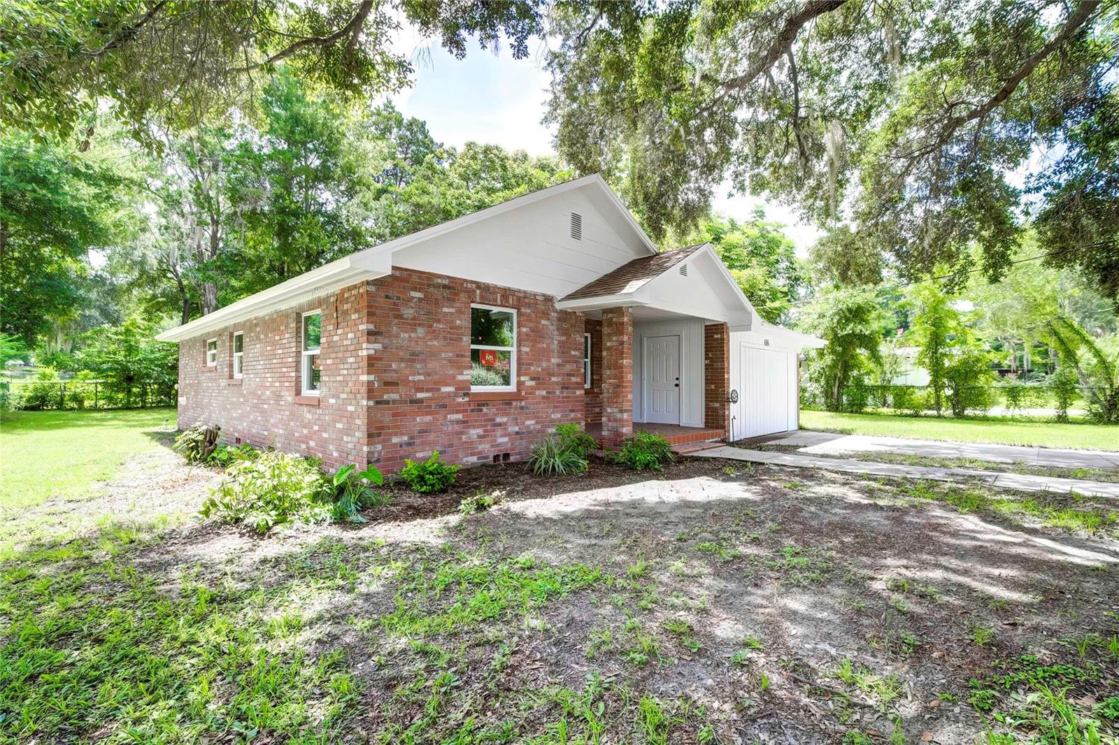 MEADOUVISTA - Residential