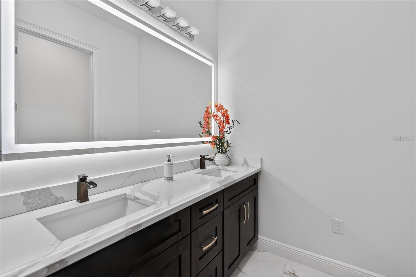 CAPE ORLANDO ESTATES - Residential