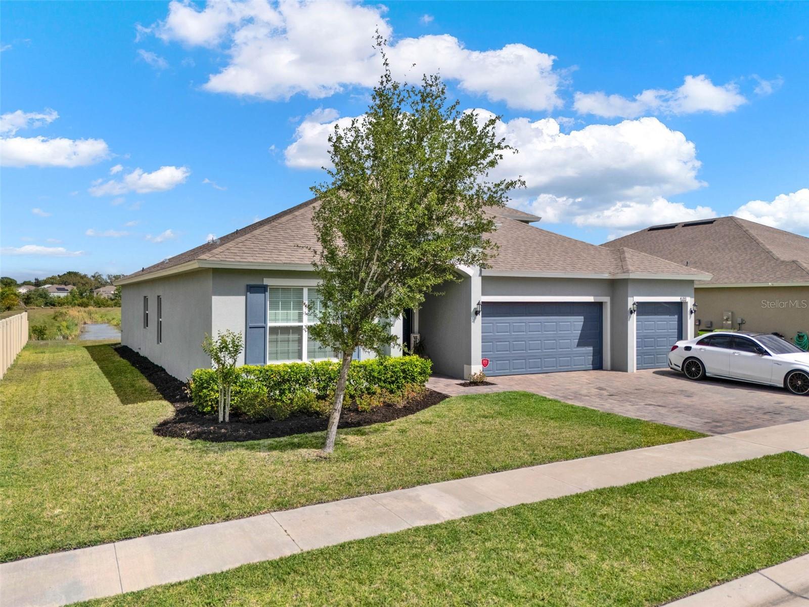 533 AVILA PLACE