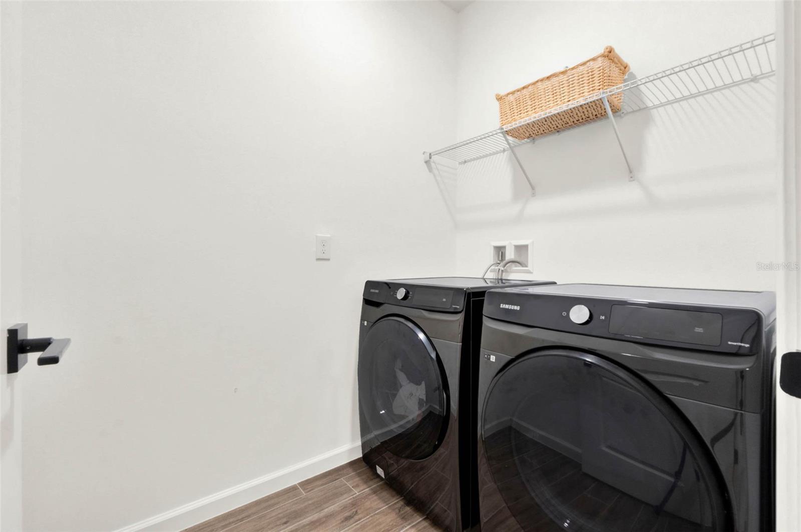 TALICHET/VENEZIA NORTH - Residential