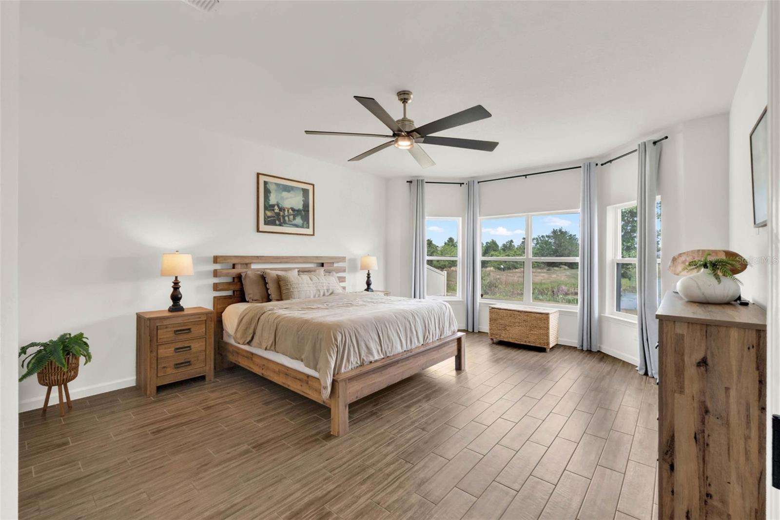 TALICHET/VENEZIA NORTH - Residential