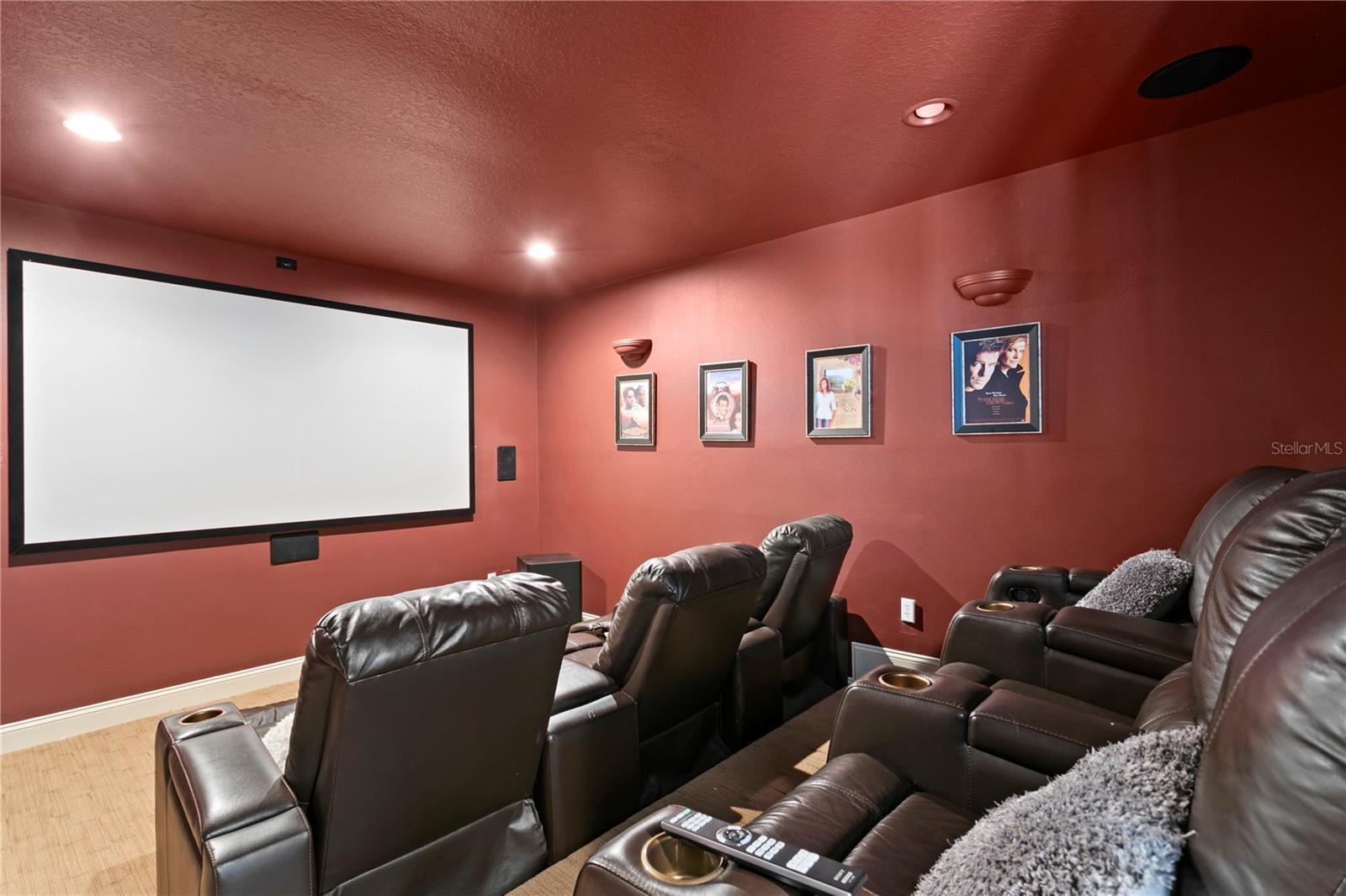 CHEVAL POLO & GOLF CL PHAS - Residential