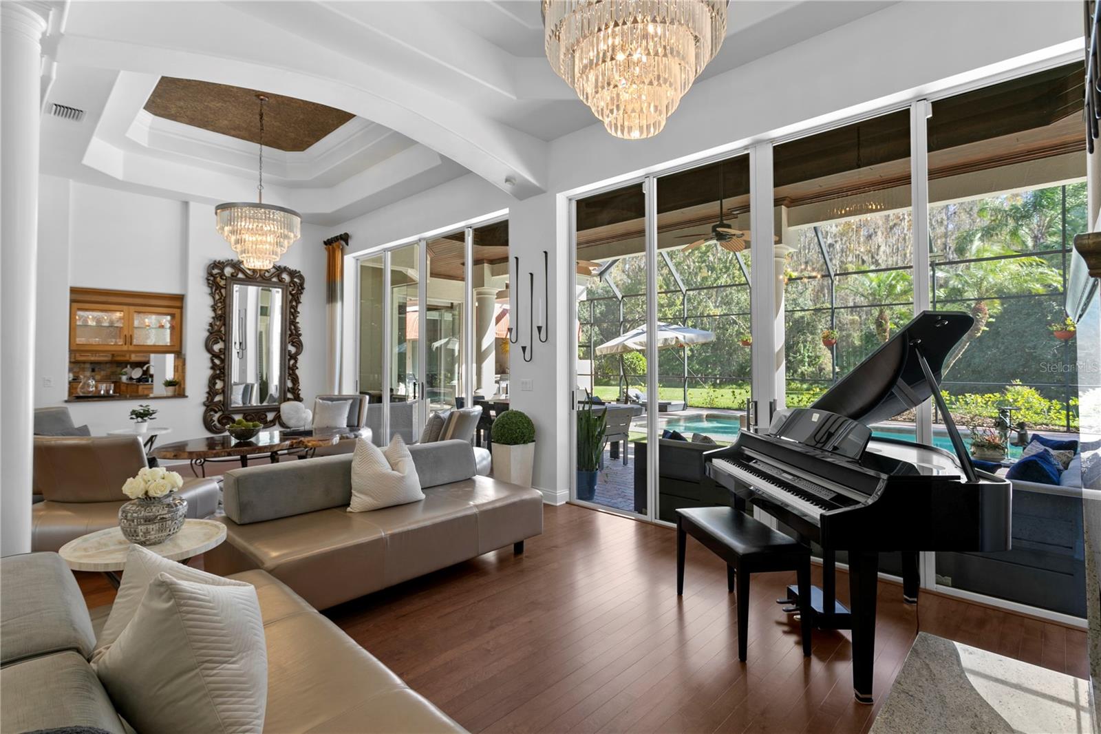 CHEVAL POLO & GOLF CL PHAS - Residential