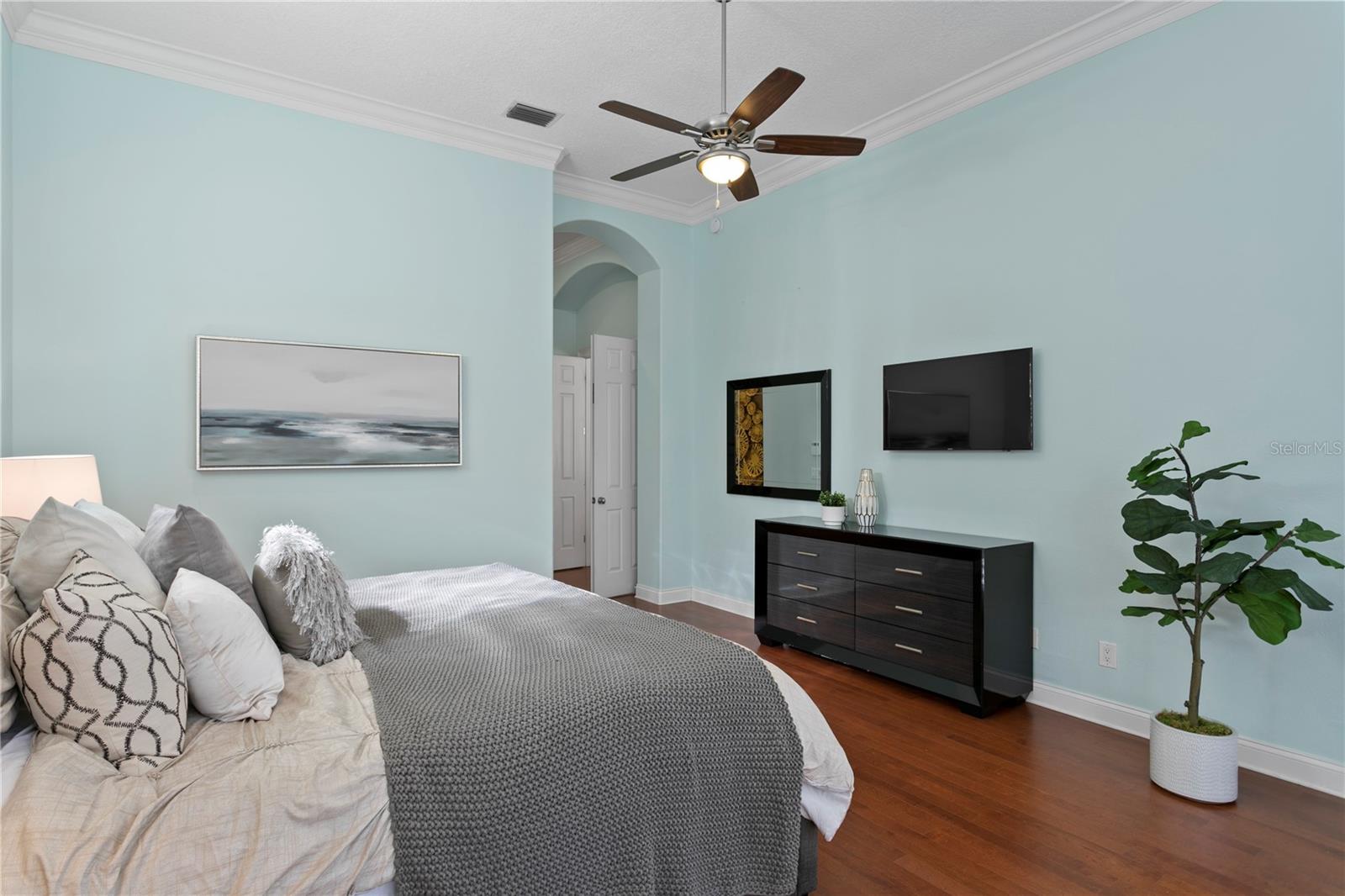 CHEVAL POLO & GOLF CL PHAS - Residential