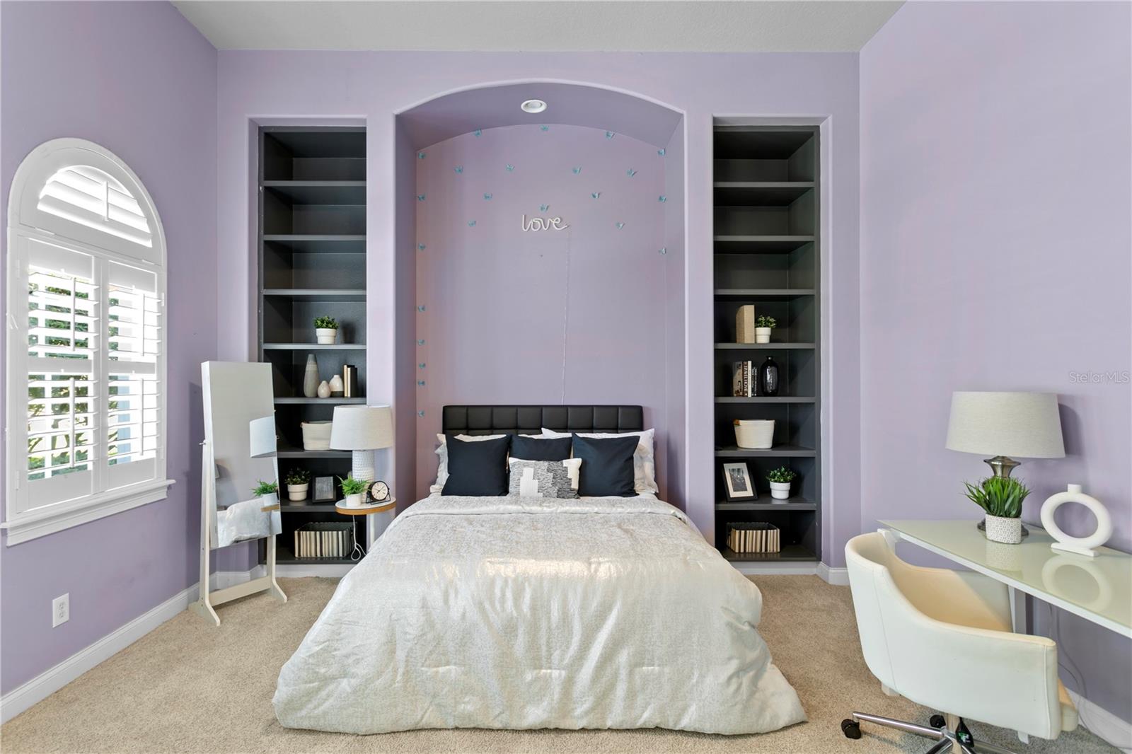 CHEVAL POLO & GOLF CL PHAS - Residential