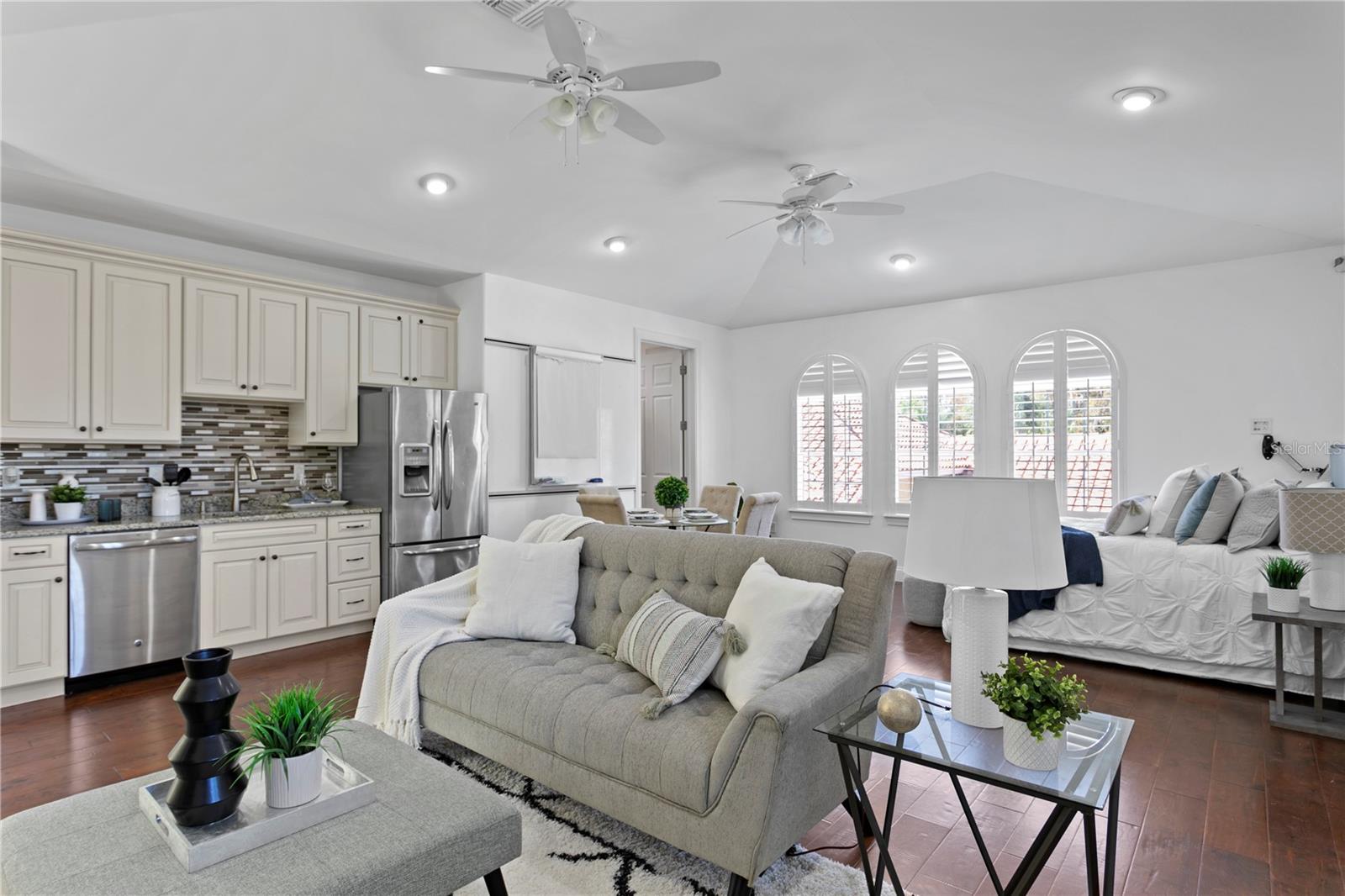 CHEVAL POLO & GOLF CL PHAS - Residential