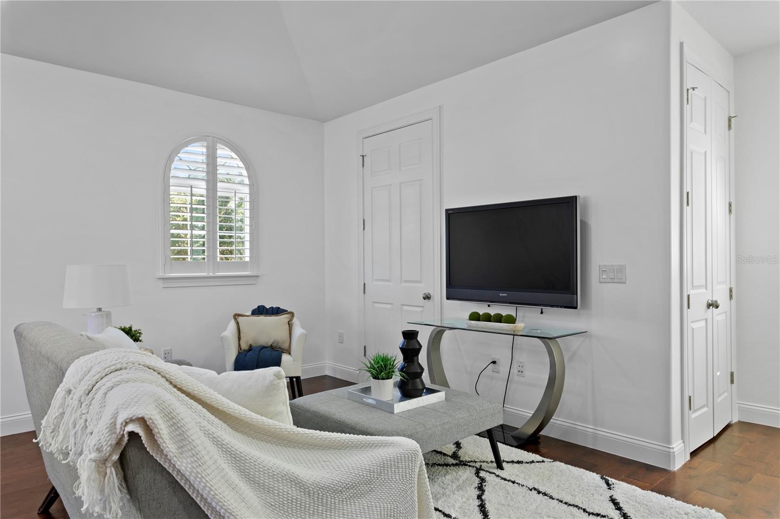 CHEVAL POLO & GOLF CL PHAS - Residential