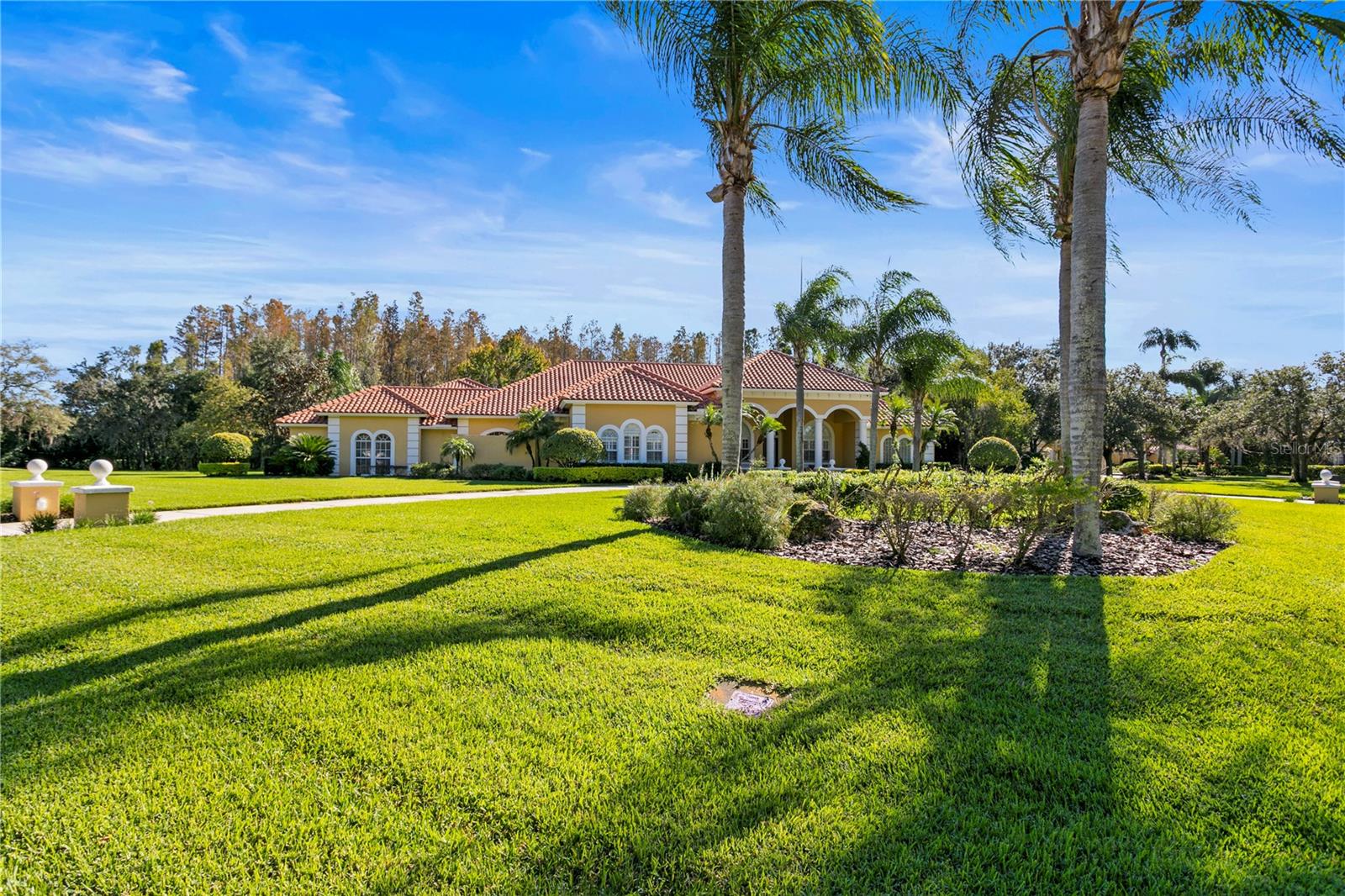 CHEVAL POLO & GOLF CL PHAS - Residential