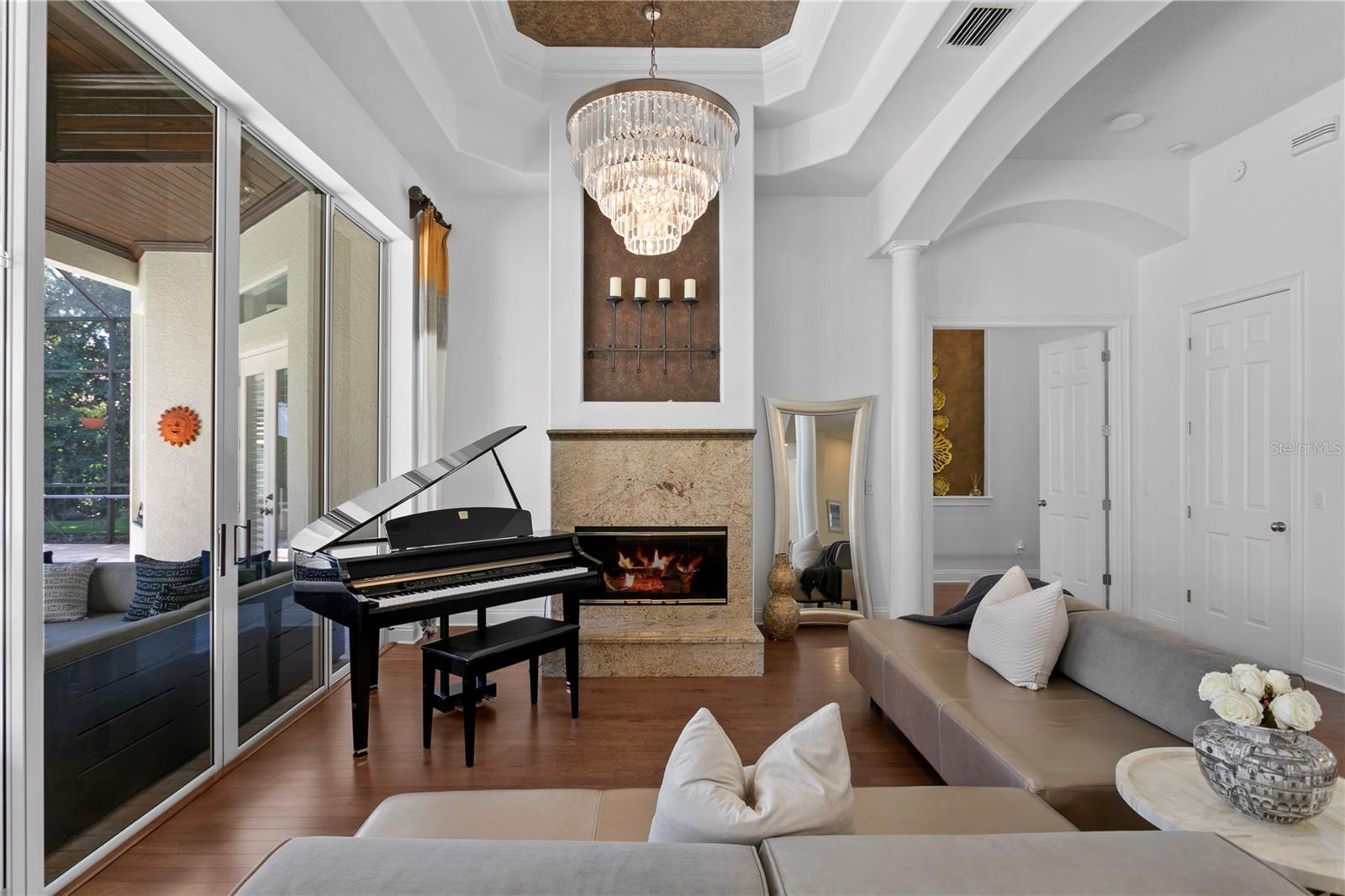 CHEVAL POLO & GOLF CL PHAS - Residential