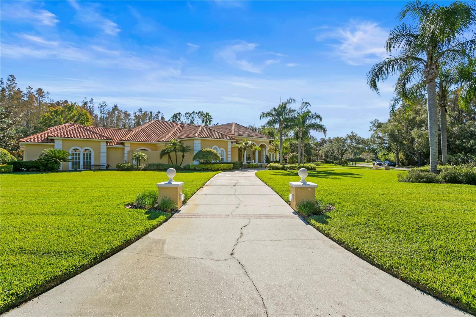 CHEVAL POLO & GOLF CL PHAS - Residential