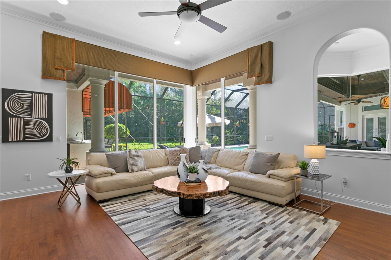 CHEVAL POLO & GOLF CL PHAS - Residential