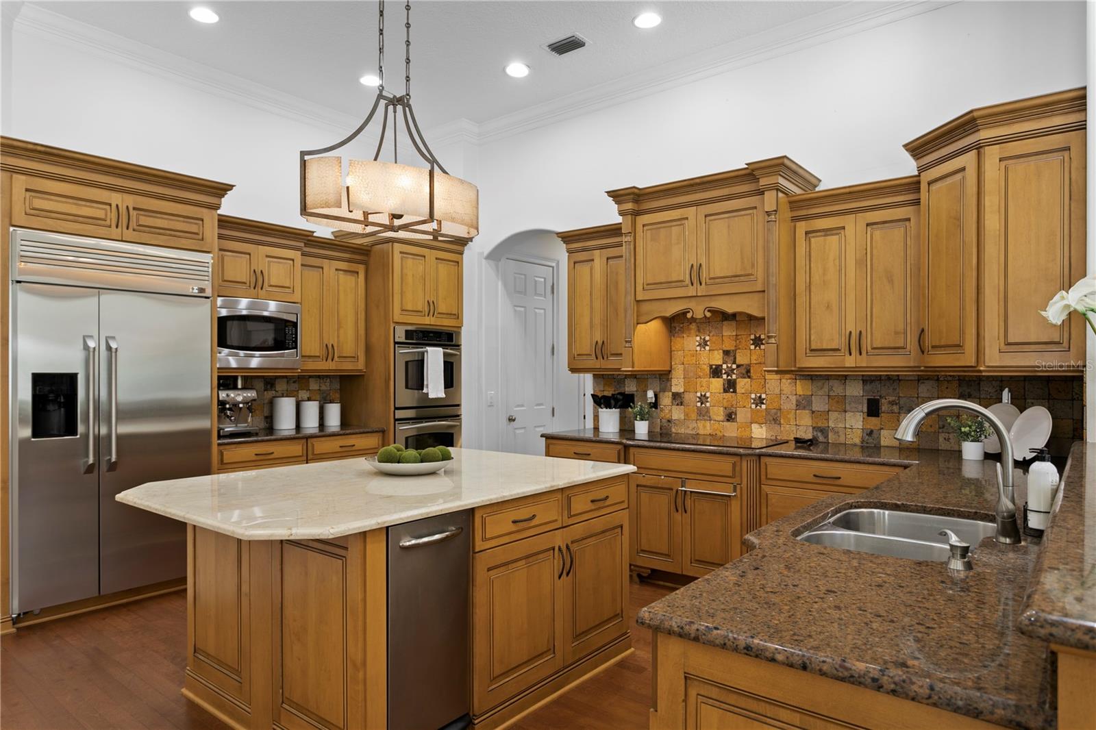 CHEVAL POLO & GOLF CL PHAS - Residential