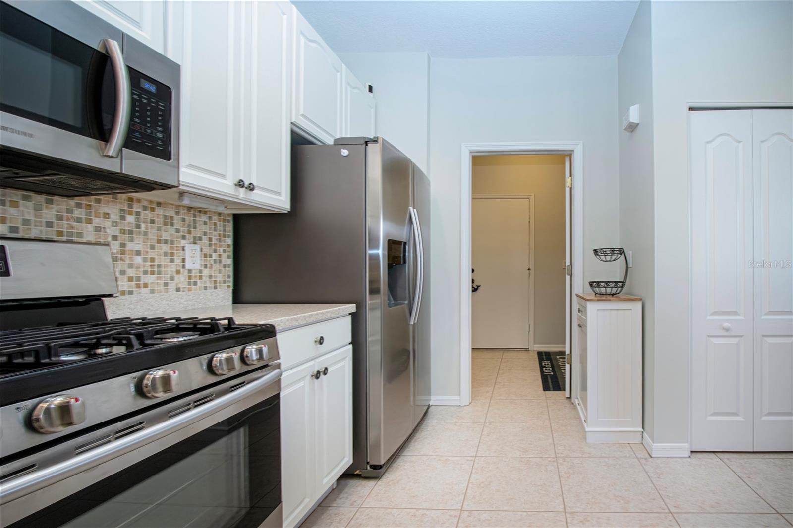 HUNTINGTON CONDO - Residential