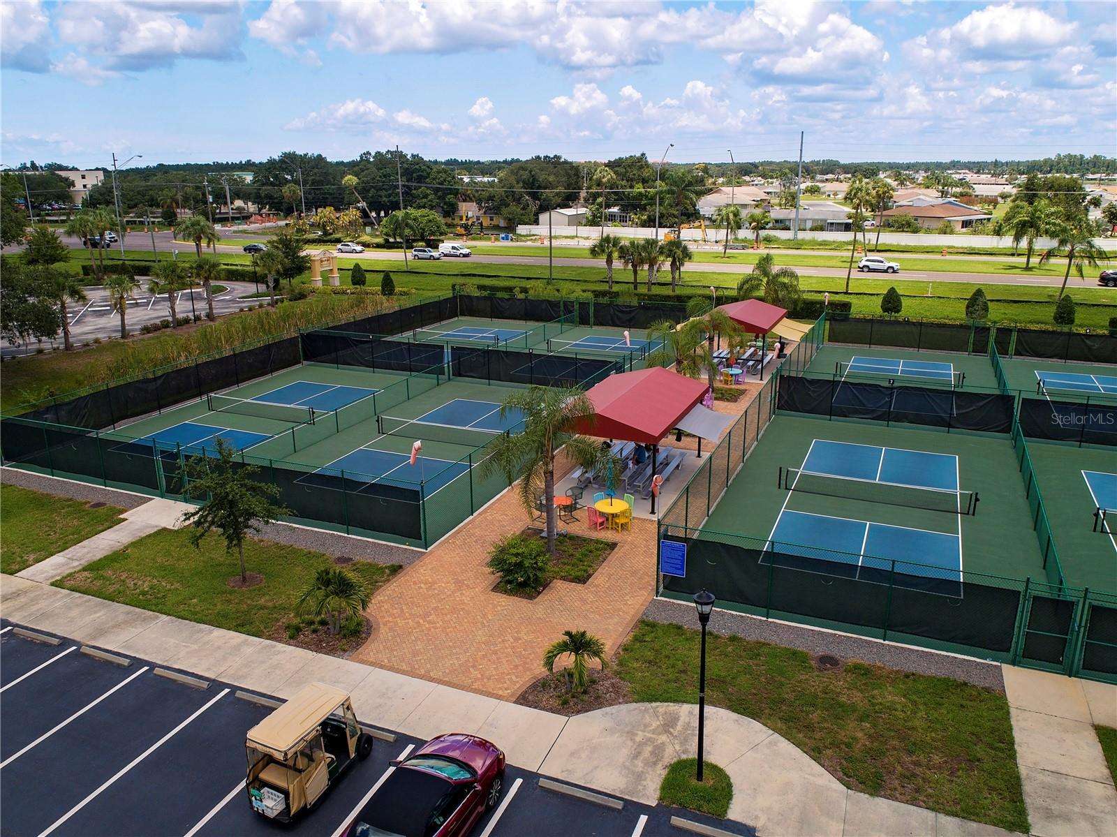 HUNTINGTON CONDO - Residential