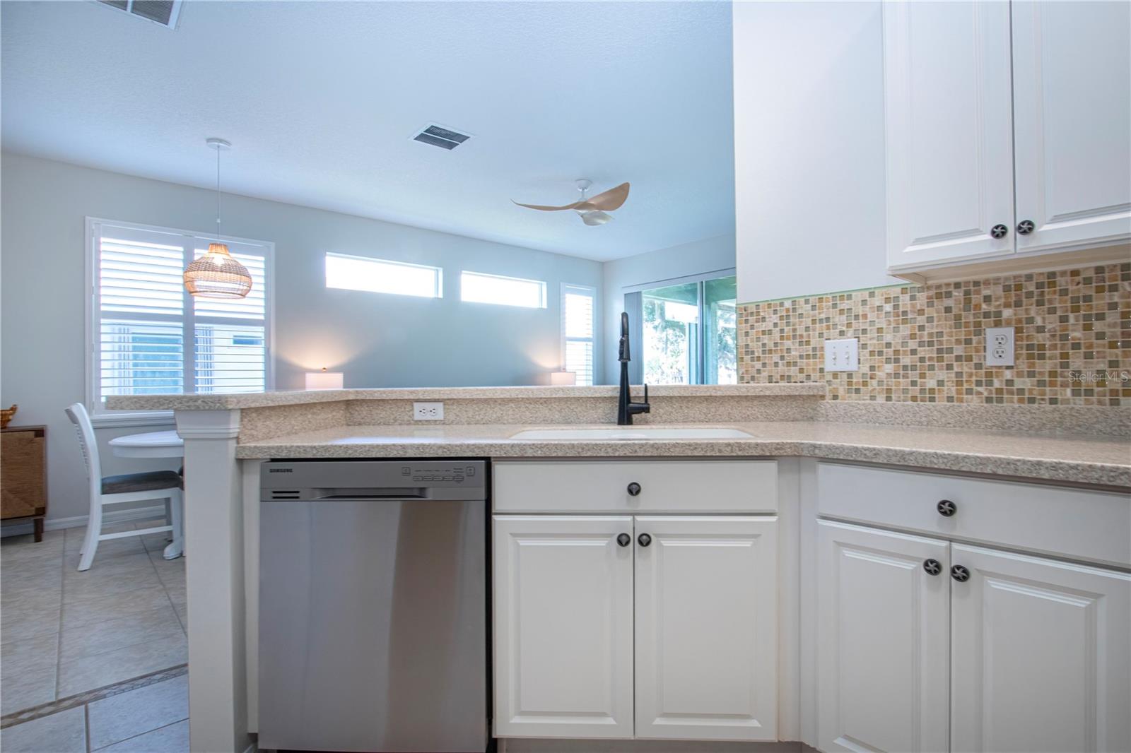 HUNTINGTON CONDO - Residential