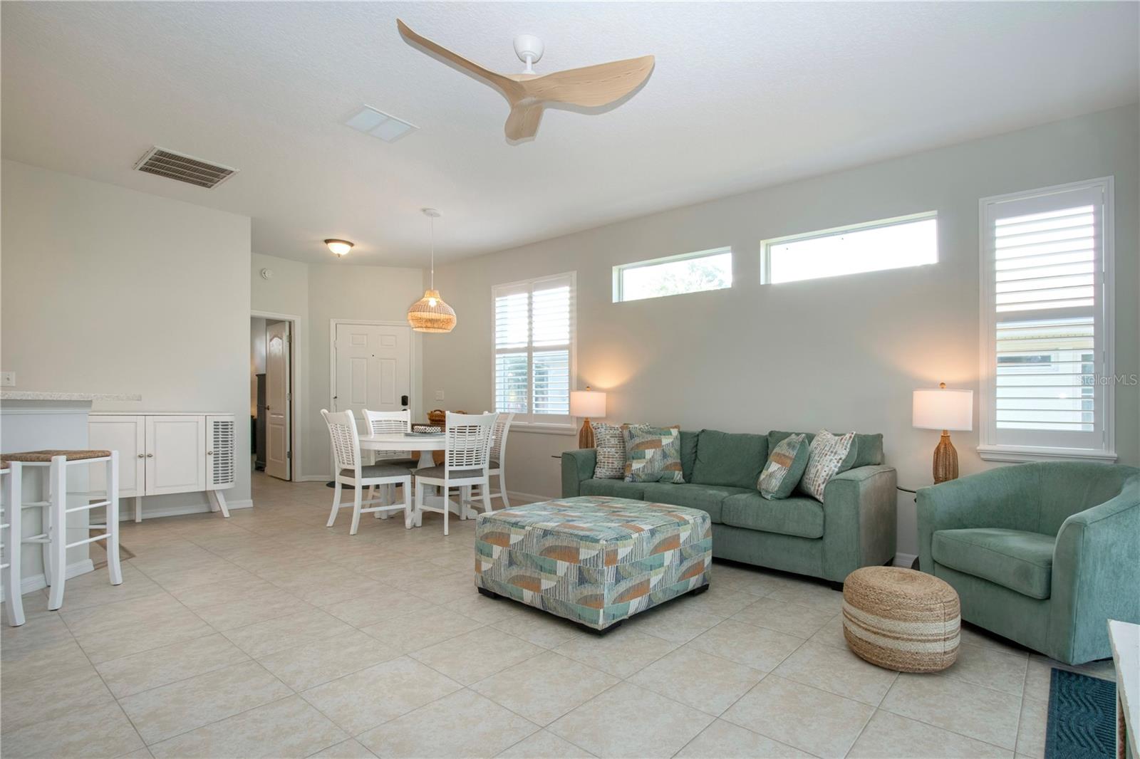 HUNTINGTON CONDO - Residential
