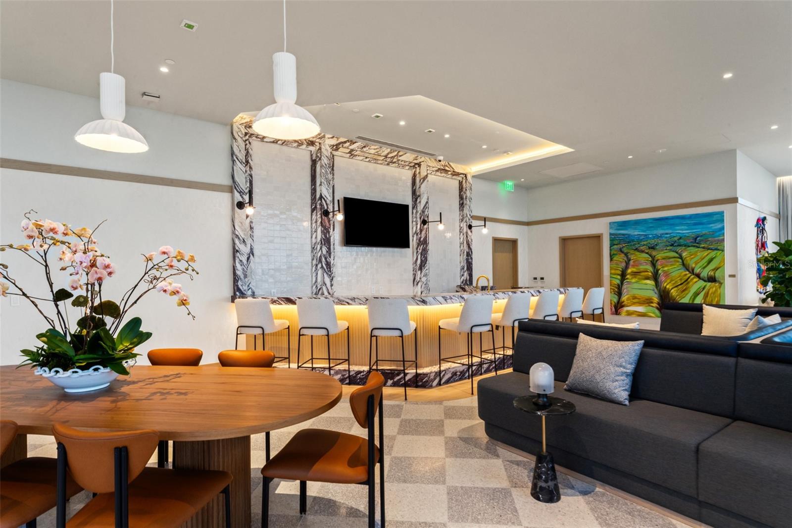 RITZ CARLTON RESIDENCES - Residential