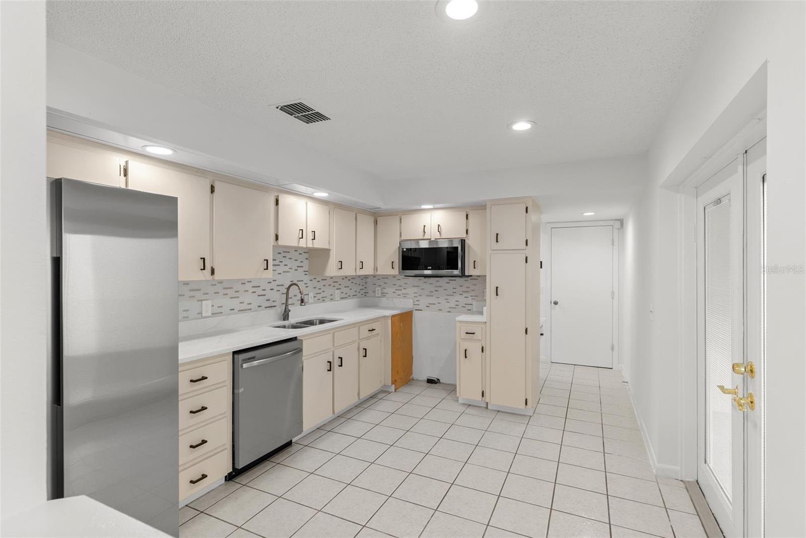 CYPRESS LANDING PH 02 - Residential