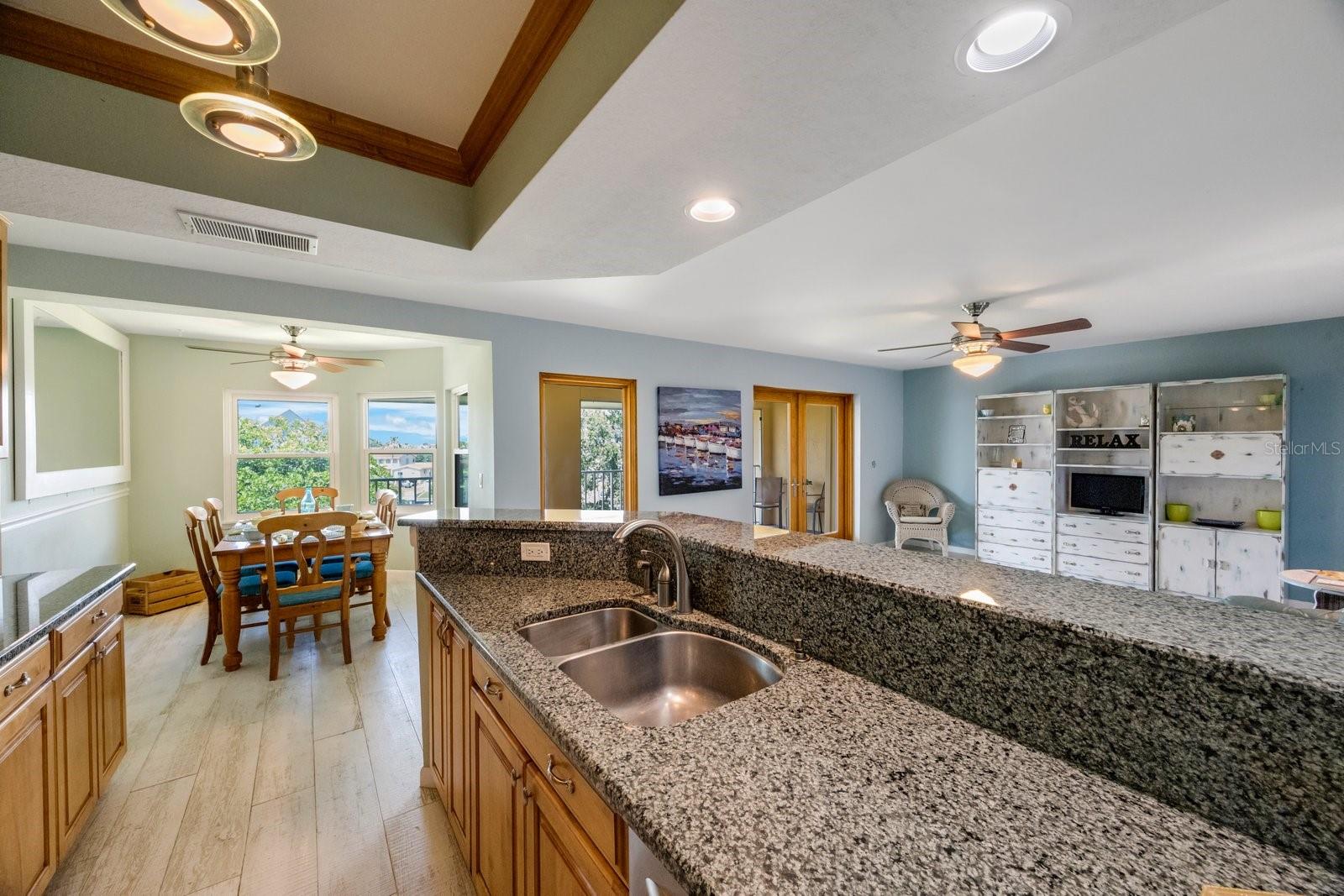OLD ISLAND INN CONDO - Residential
