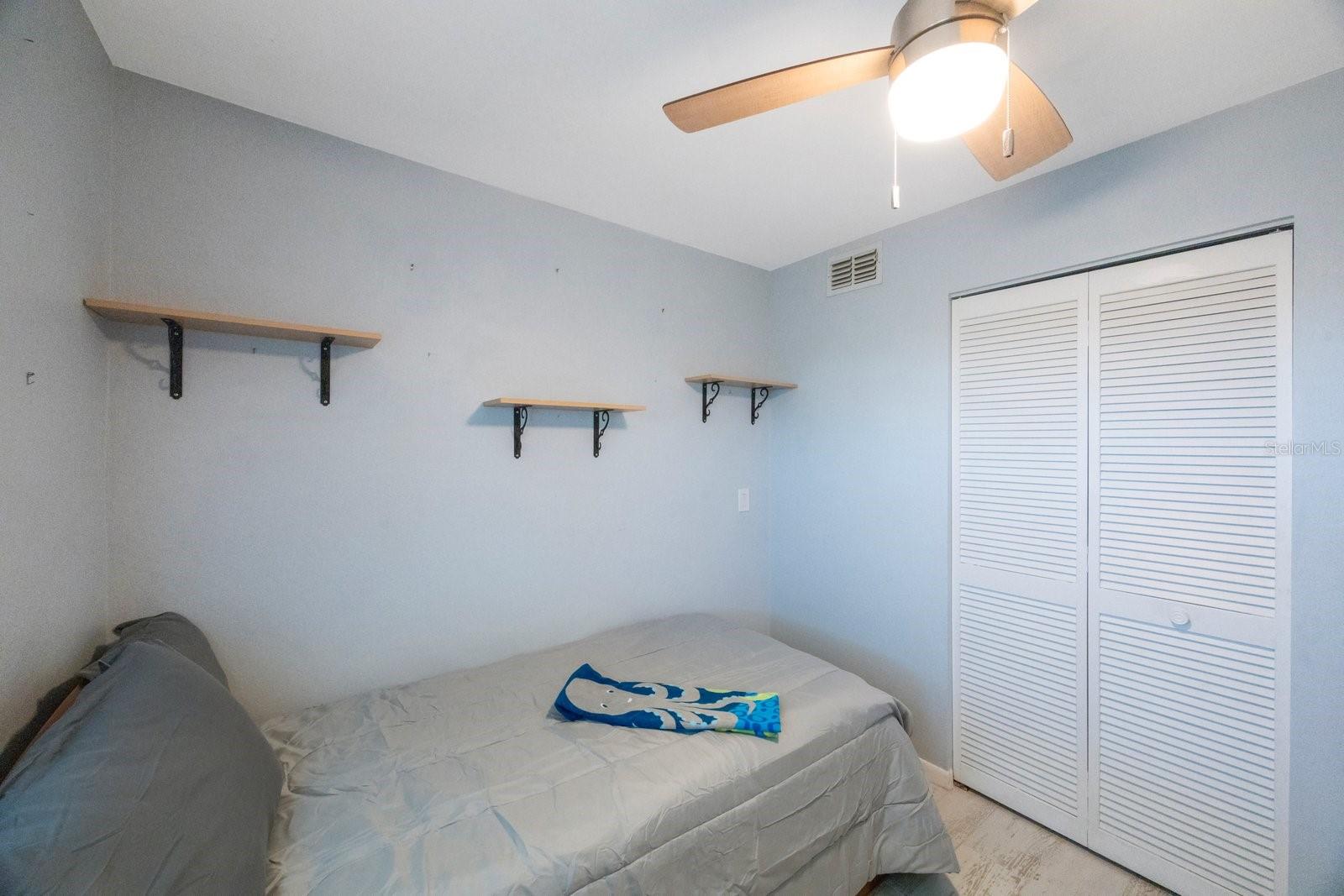 OLD ISLAND INN CONDO - Residential