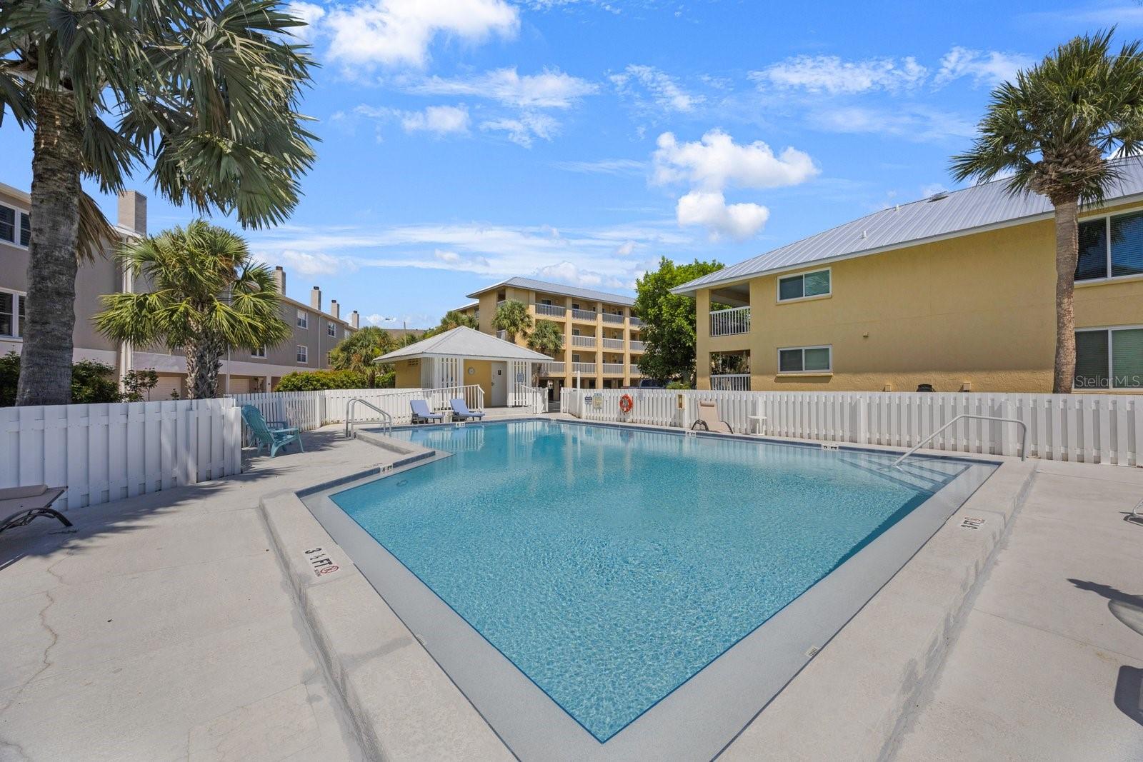 OLD ISLAND INN CONDO - Residential